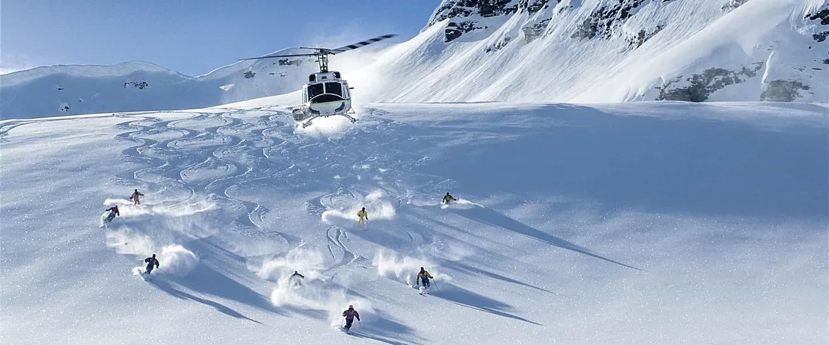 Heli-Skiing